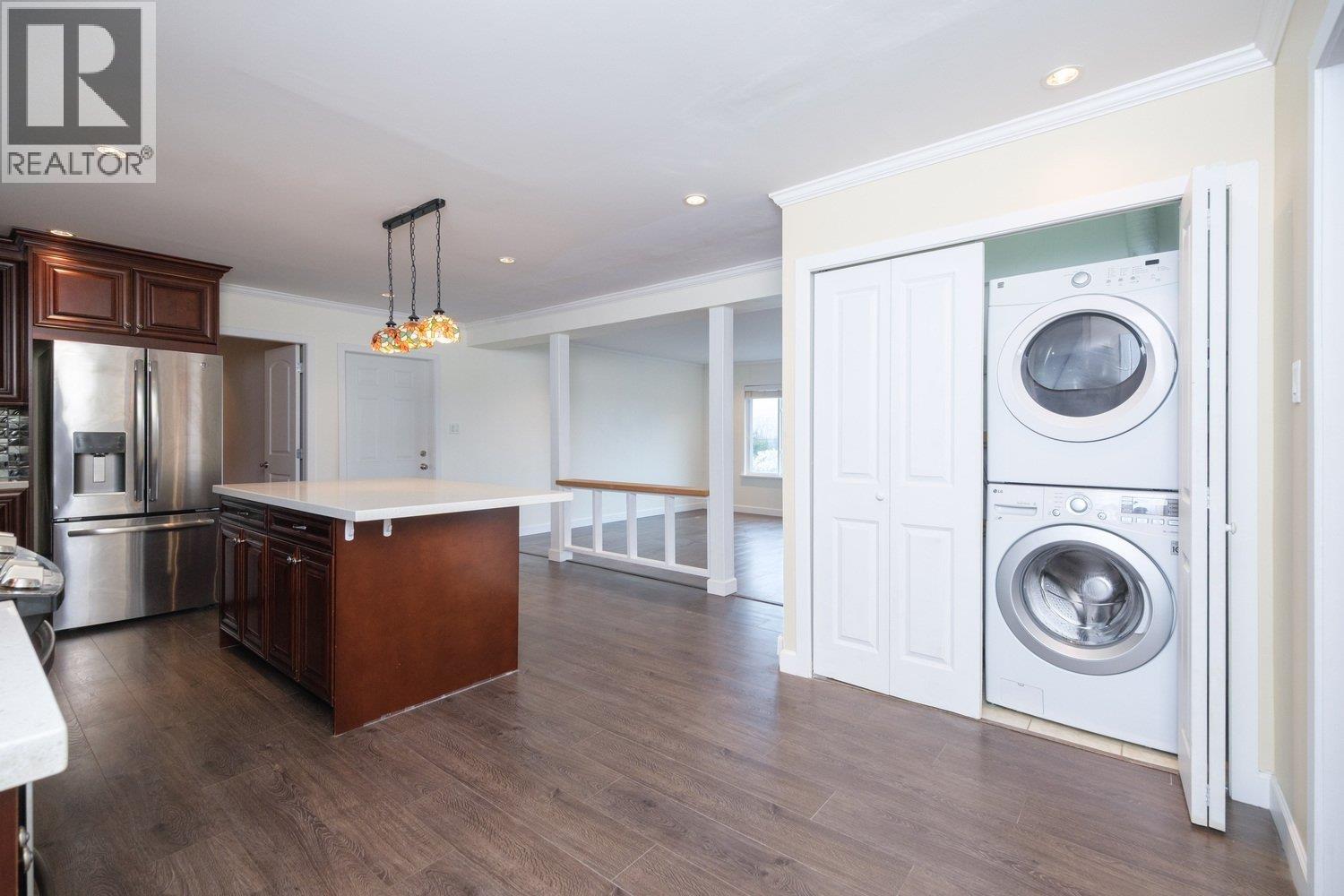 1805 ROSEBERY AVENUE, West Vancouver