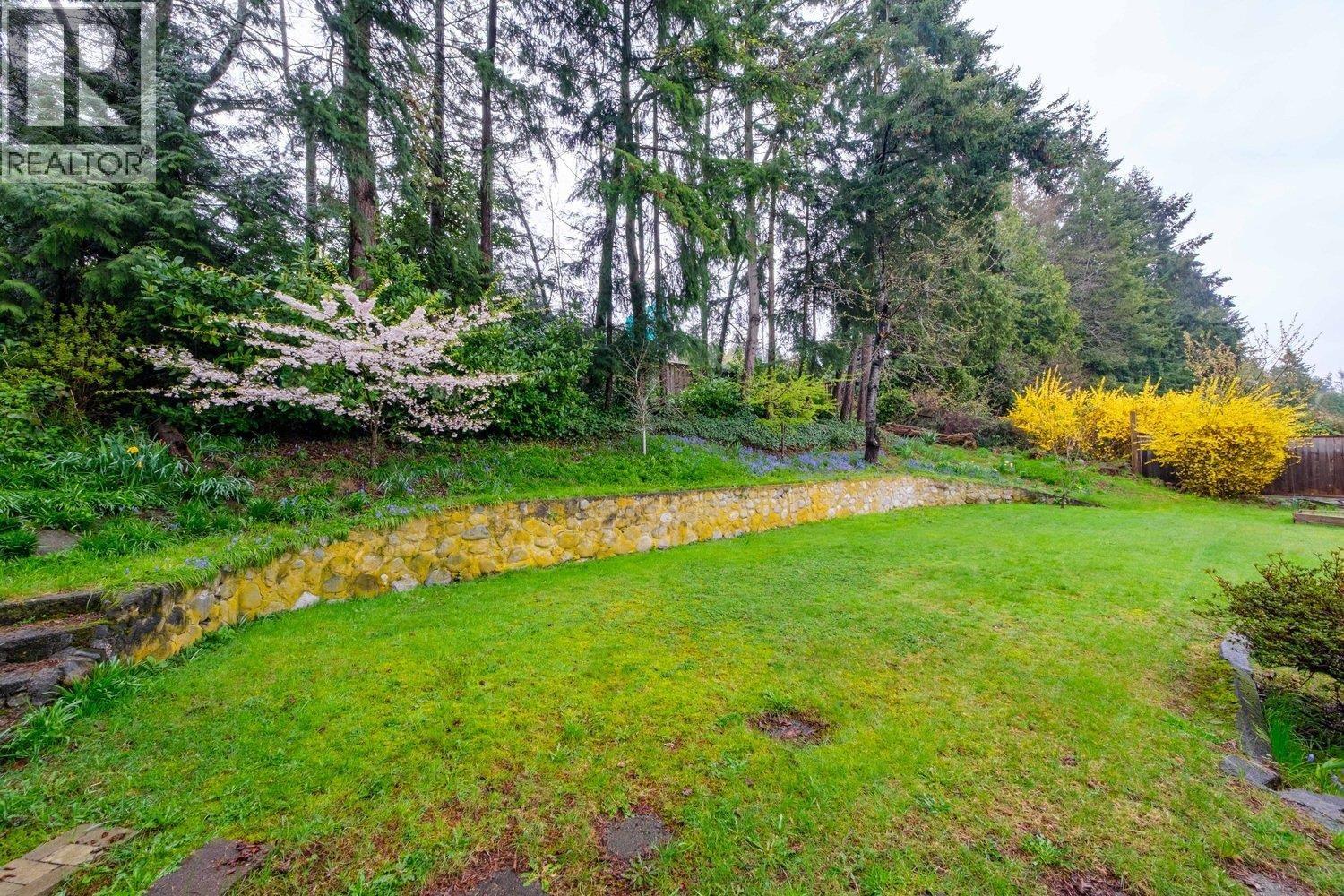 1805 ROSEBERY AVENUE, West Vancouver