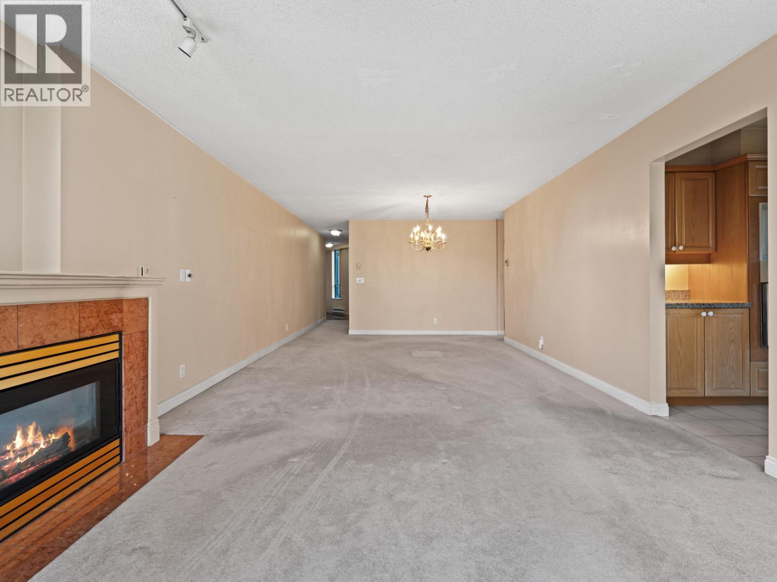 7A 338 TAYLOR WAY, West Vancouver