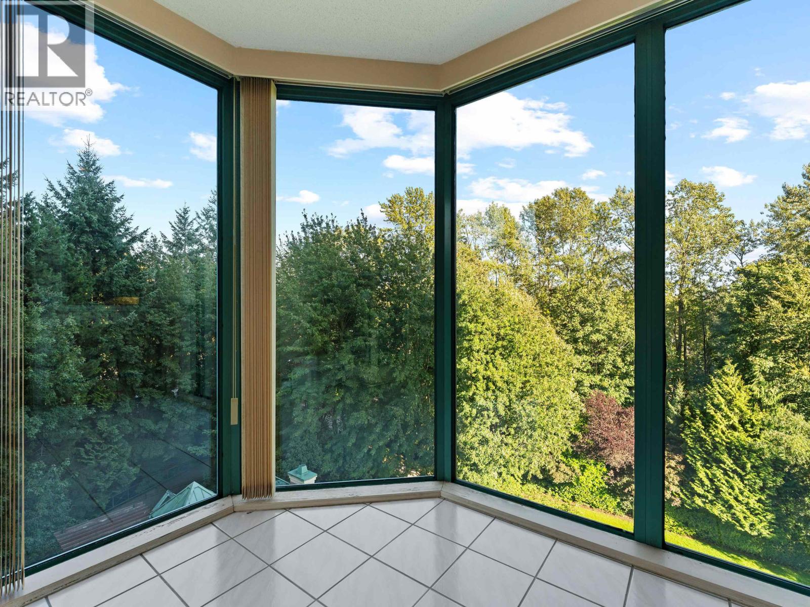7A 338 TAYLOR WAY, West Vancouver