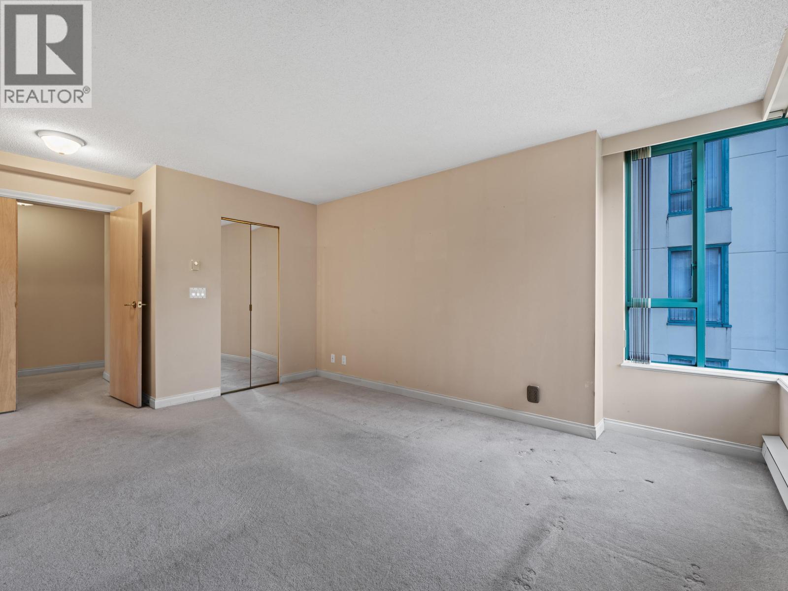 7A 338 TAYLOR WAY, West Vancouver