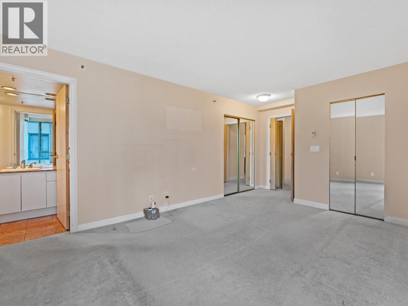 7A 338 TAYLOR WAY, West Vancouver