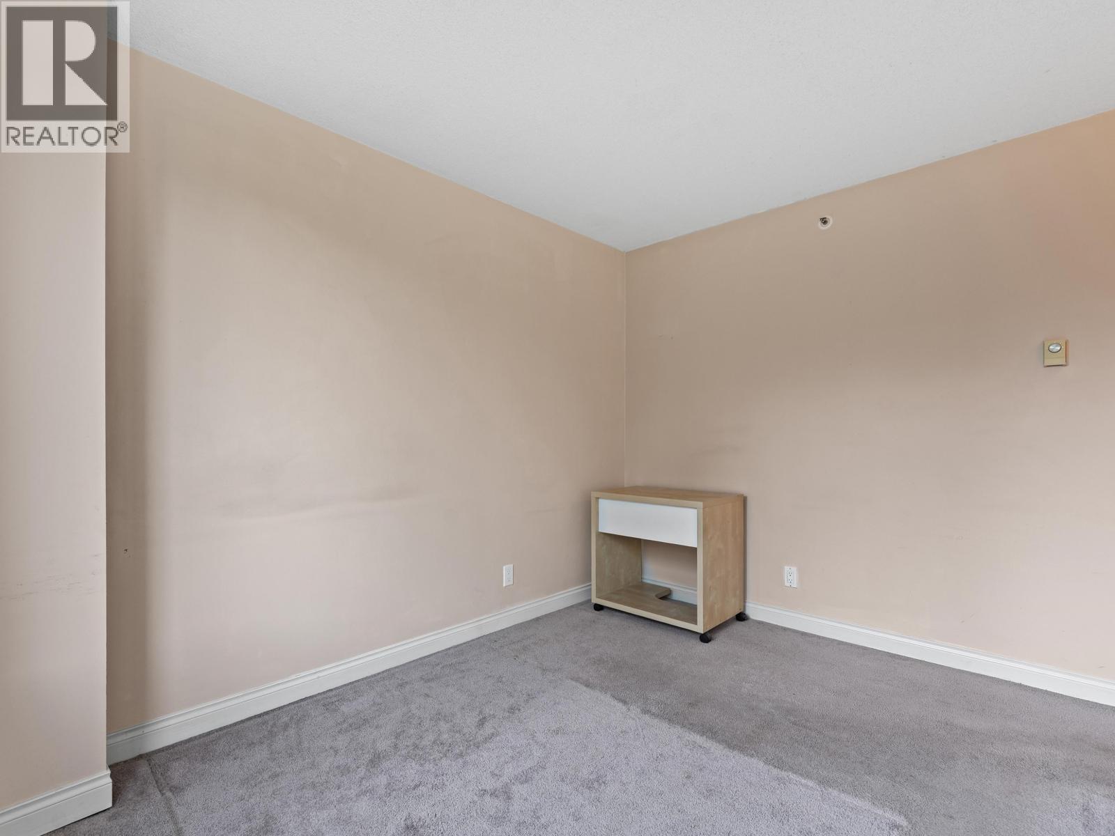 7A 338 TAYLOR WAY, West Vancouver