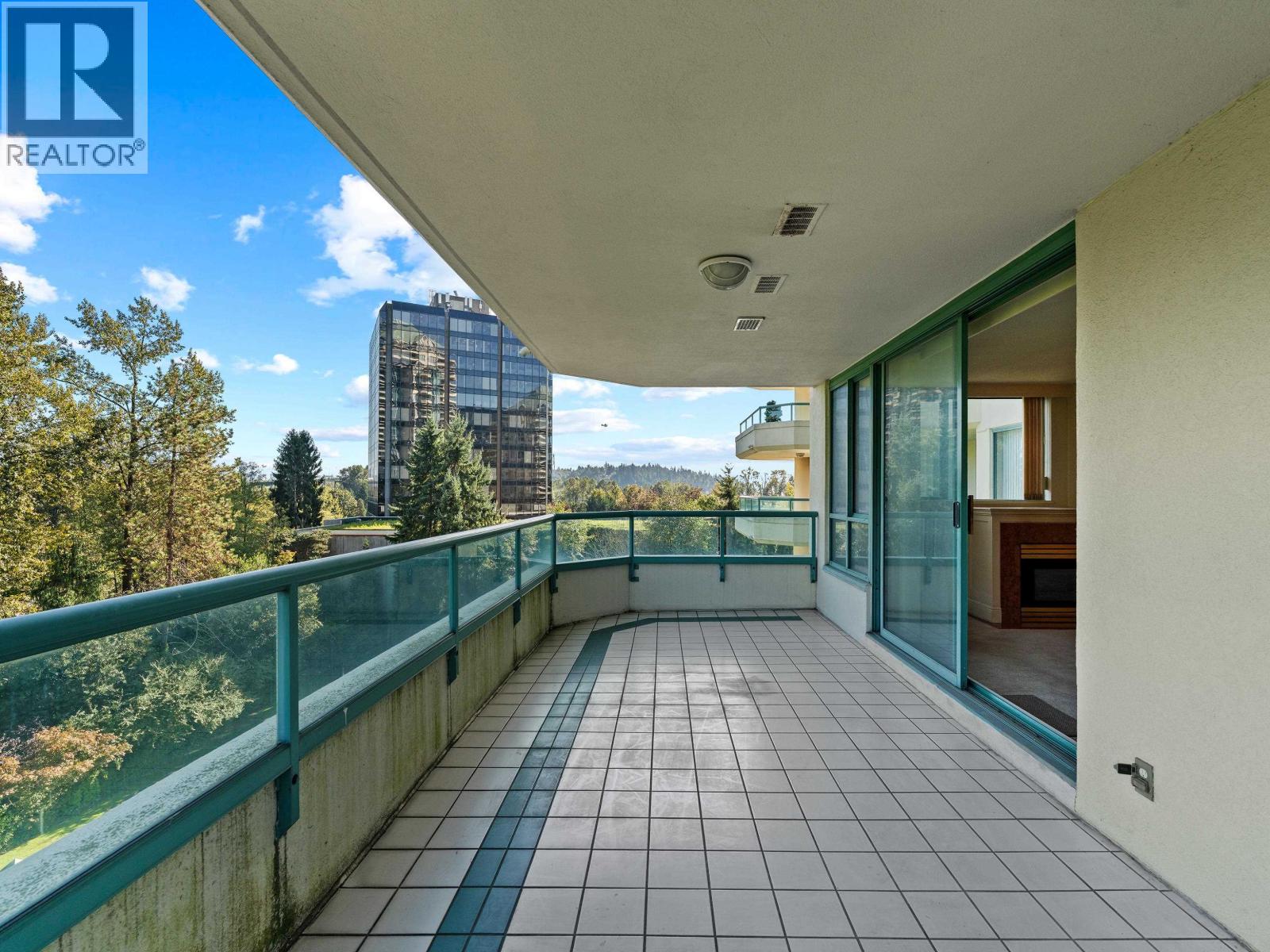 7A 338 TAYLOR WAY, West Vancouver