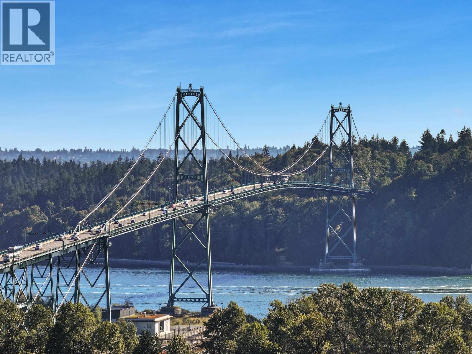 7A 338 TAYLOR WAY, West Vancouver