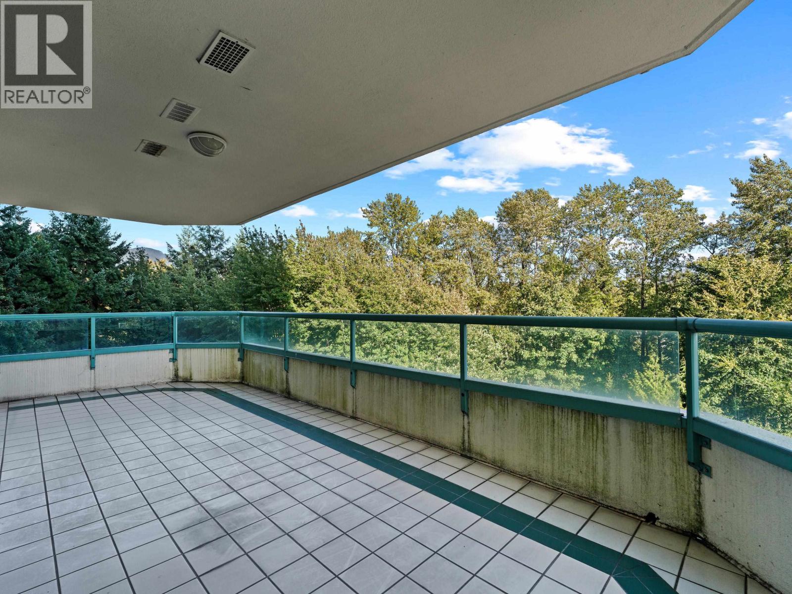 7A 338 TAYLOR WAY, West Vancouver