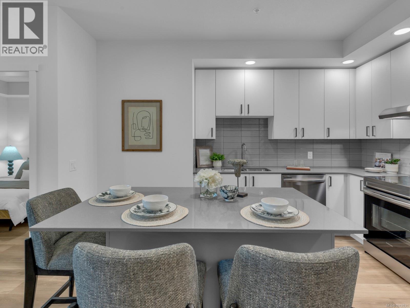 613 2390 City Gate Boulevard, Langford