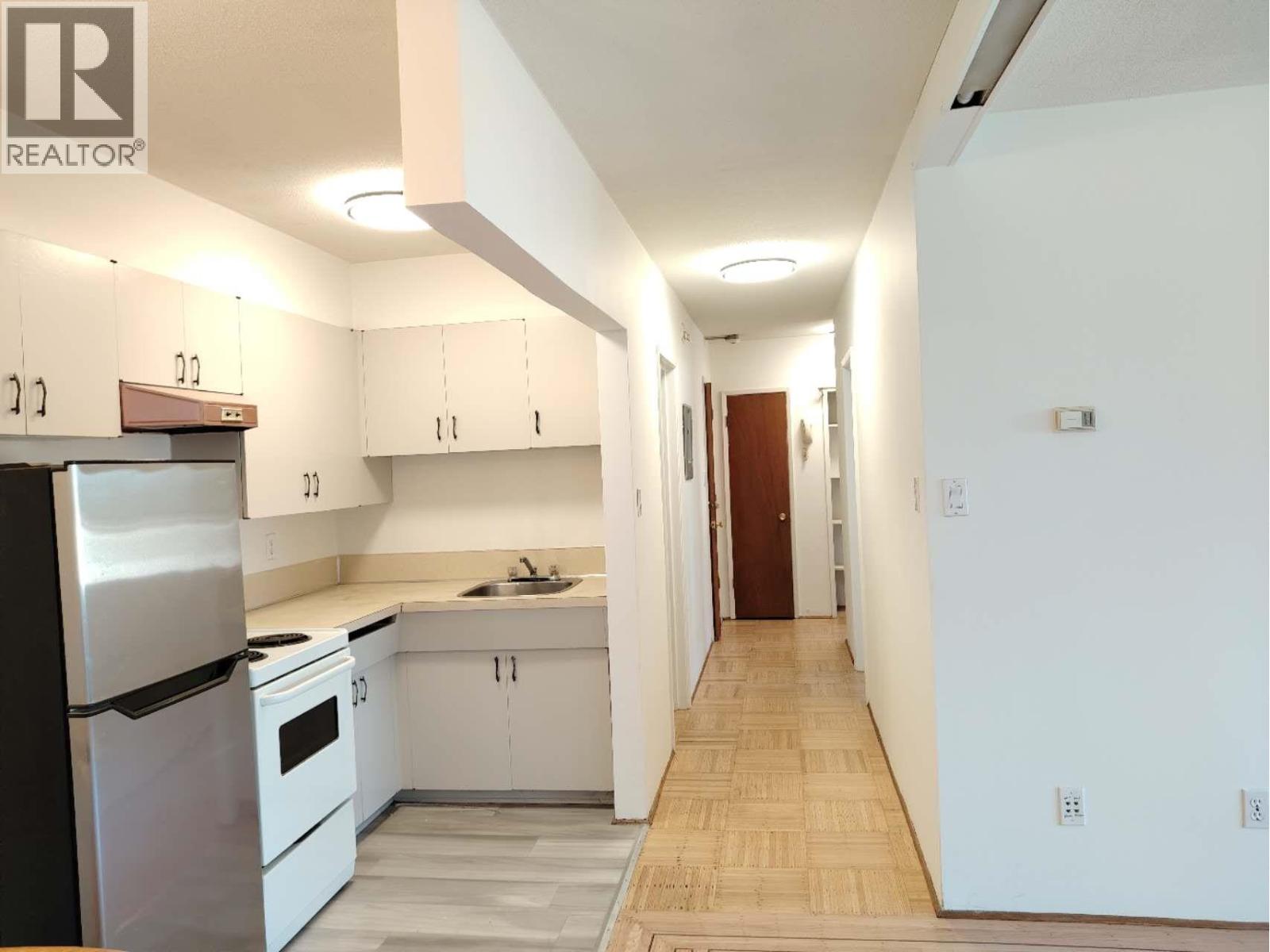 6709 SUSSEX AVENUE, Burnaby