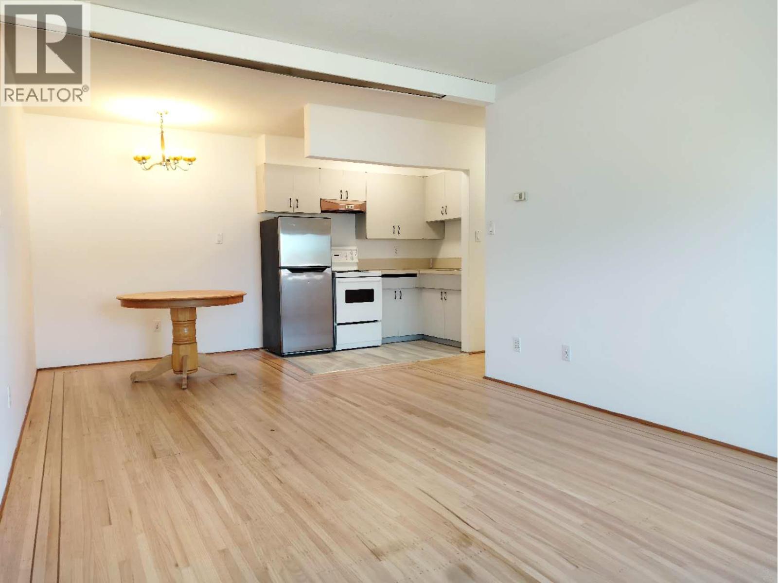 6709 SUSSEX AVENUE, Burnaby