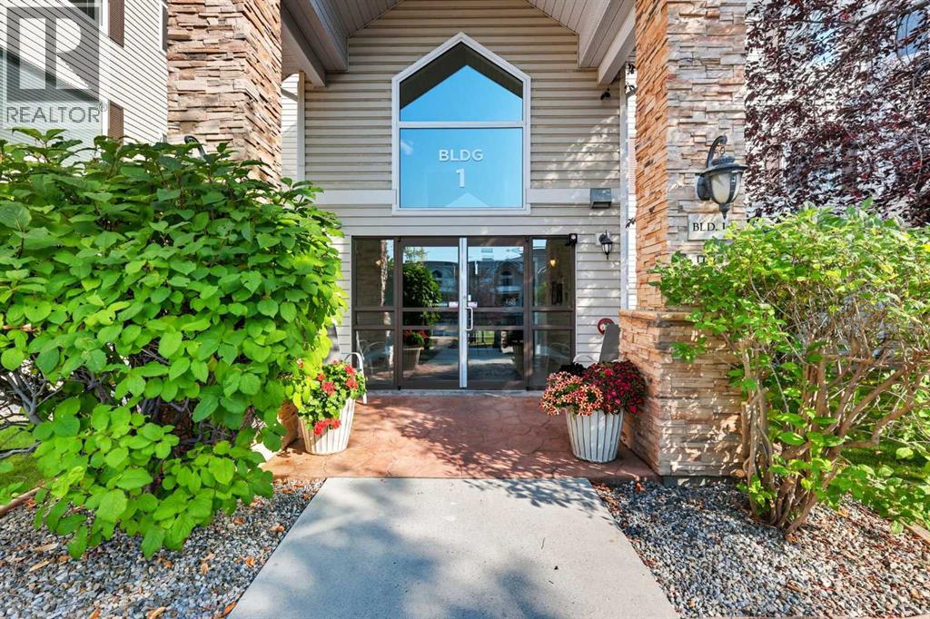 Single Family House for Sale in   Springbank Boulevard SW Springbank Hill Calgary 