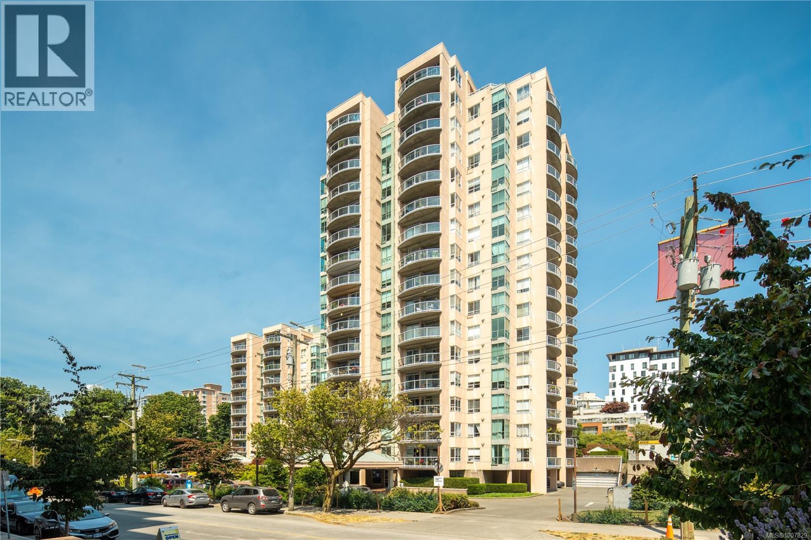 501 1020 View Street, Victoria