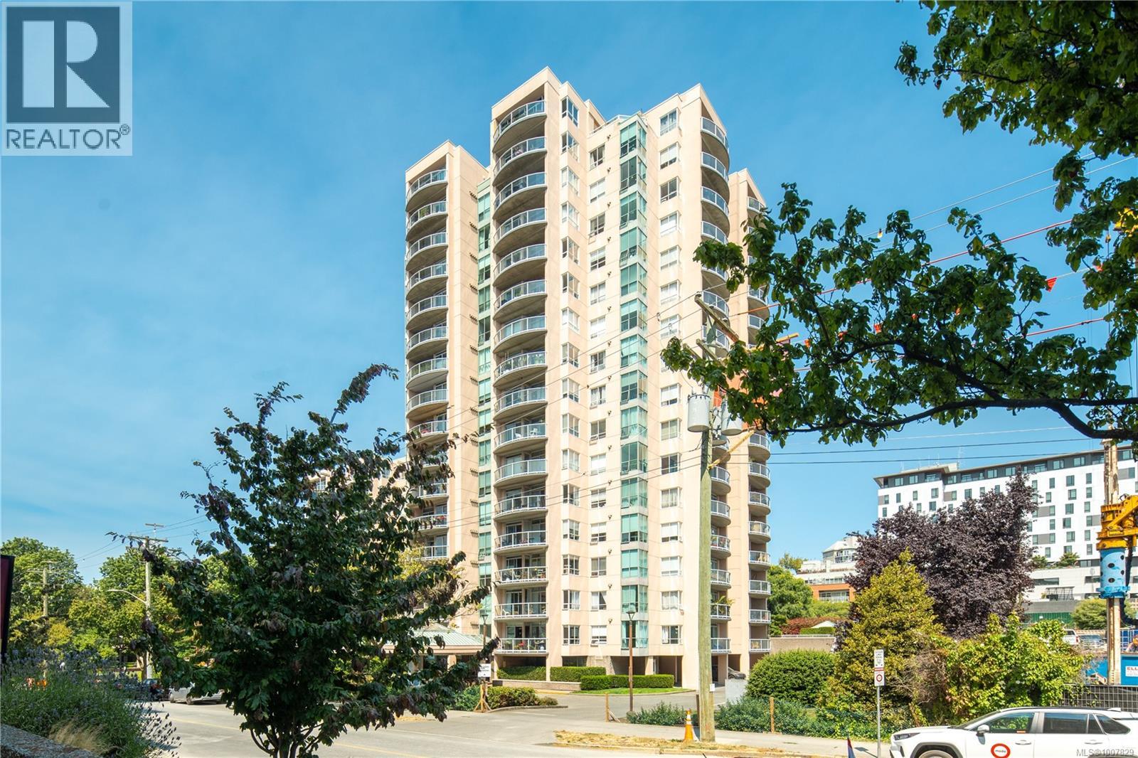 501 1020 View Street, Victoria