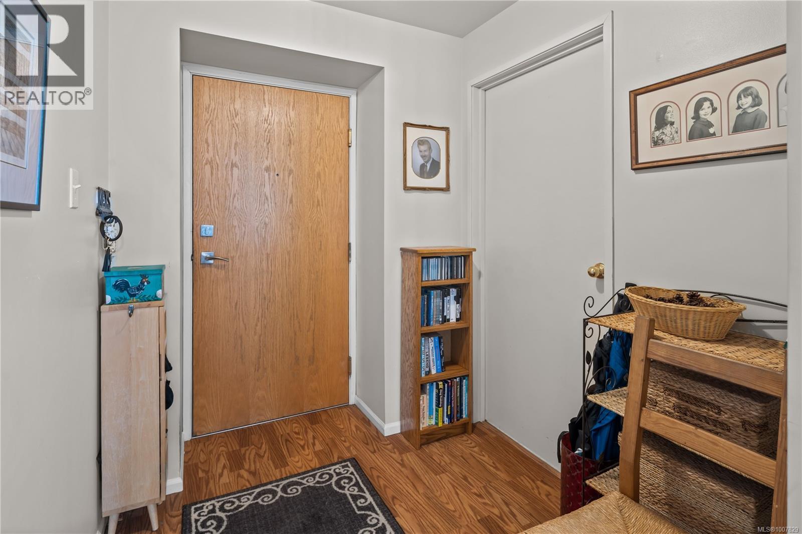 501 1020 View Street, Victoria