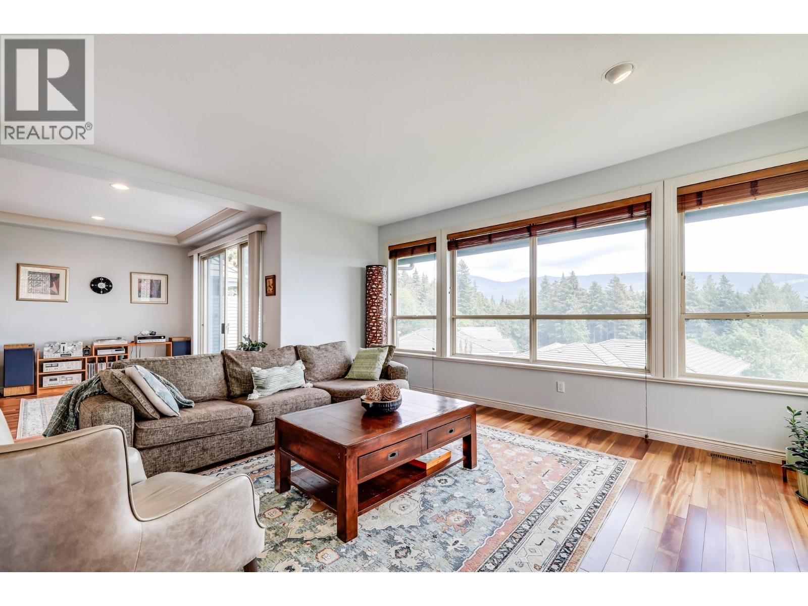 2163 PARKWAY BOULEVARD, Coquitlam