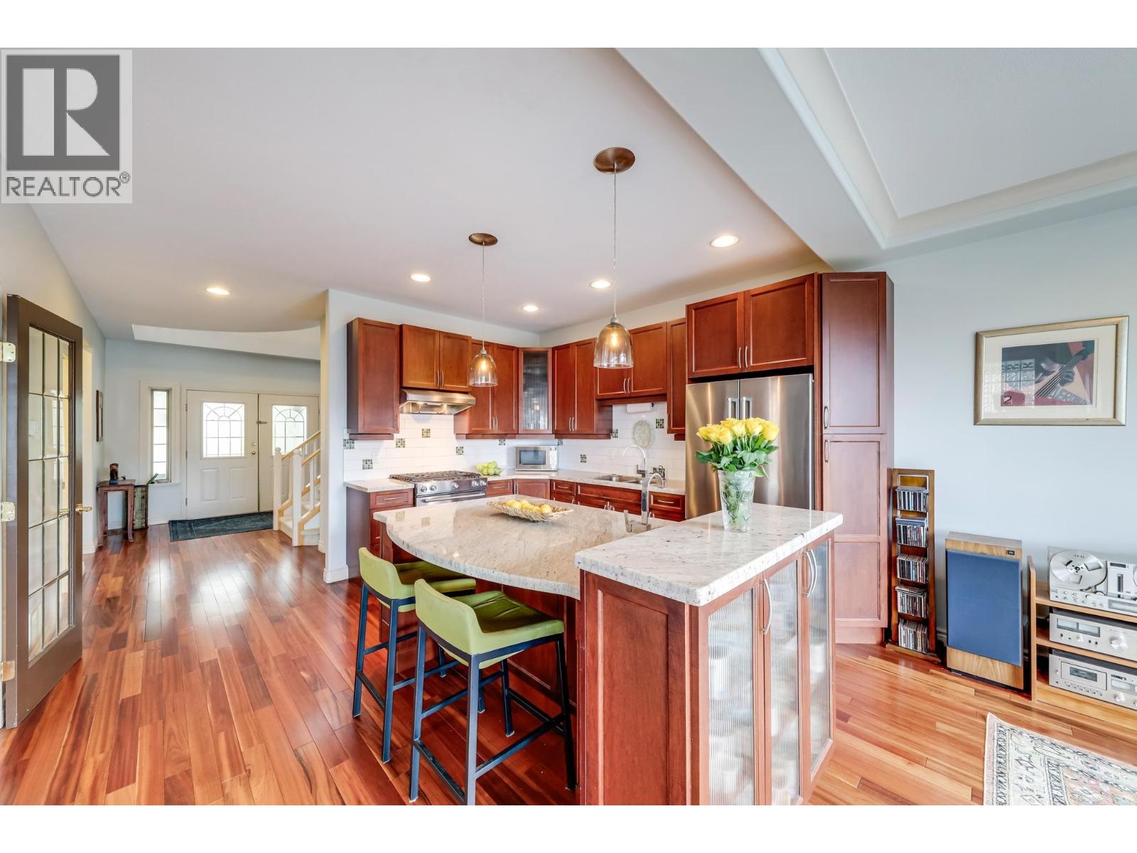 2163 PARKWAY BOULEVARD, Coquitlam