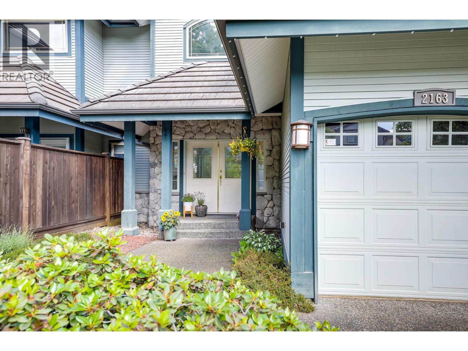 2163 PARKWAY BOULEVARD, Coquitlam