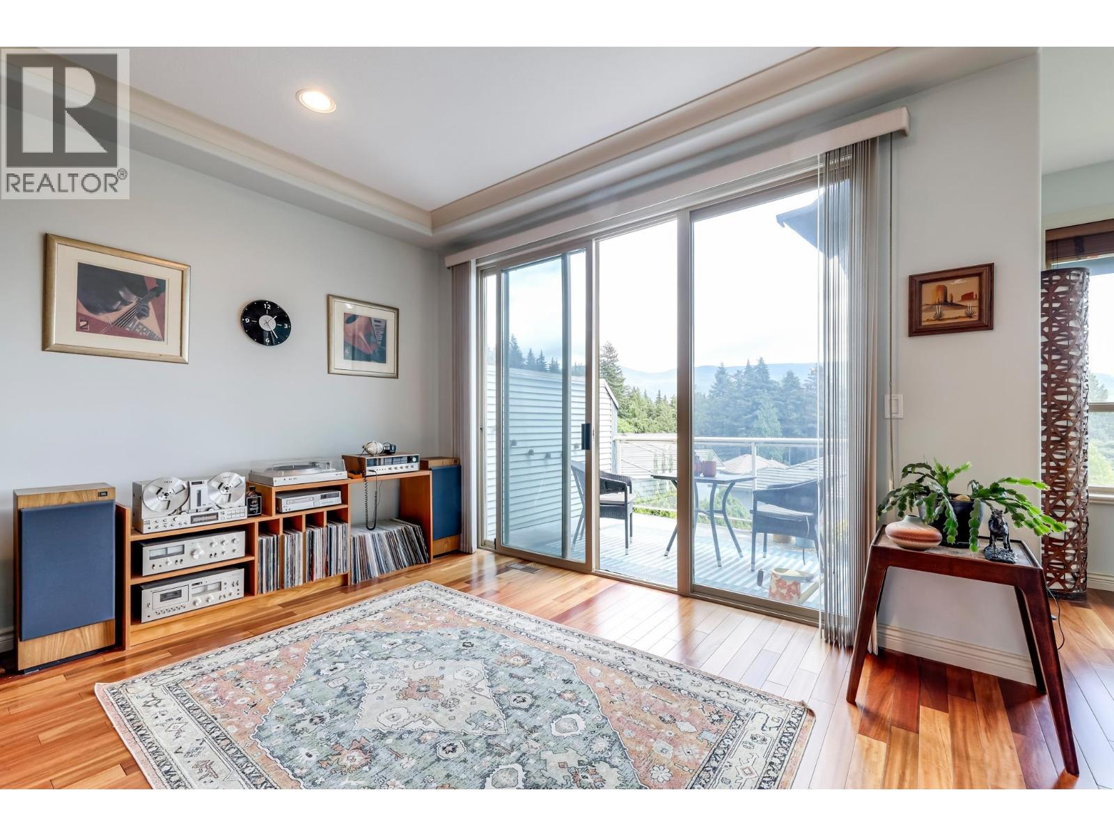2163 PARKWAY BOULEVARD, Coquitlam