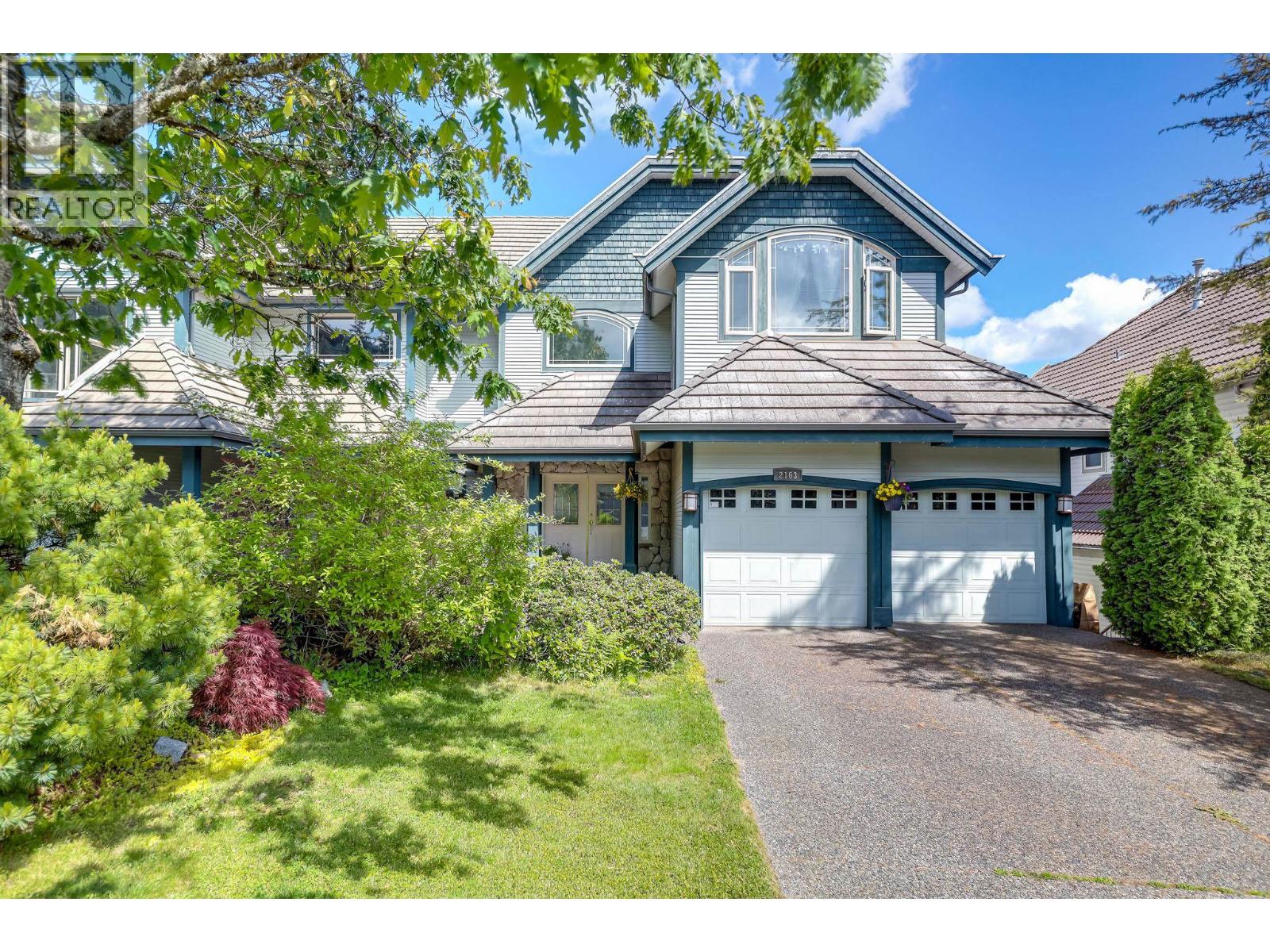 2163 PARKWAY BOULEVARD, Coquitlam