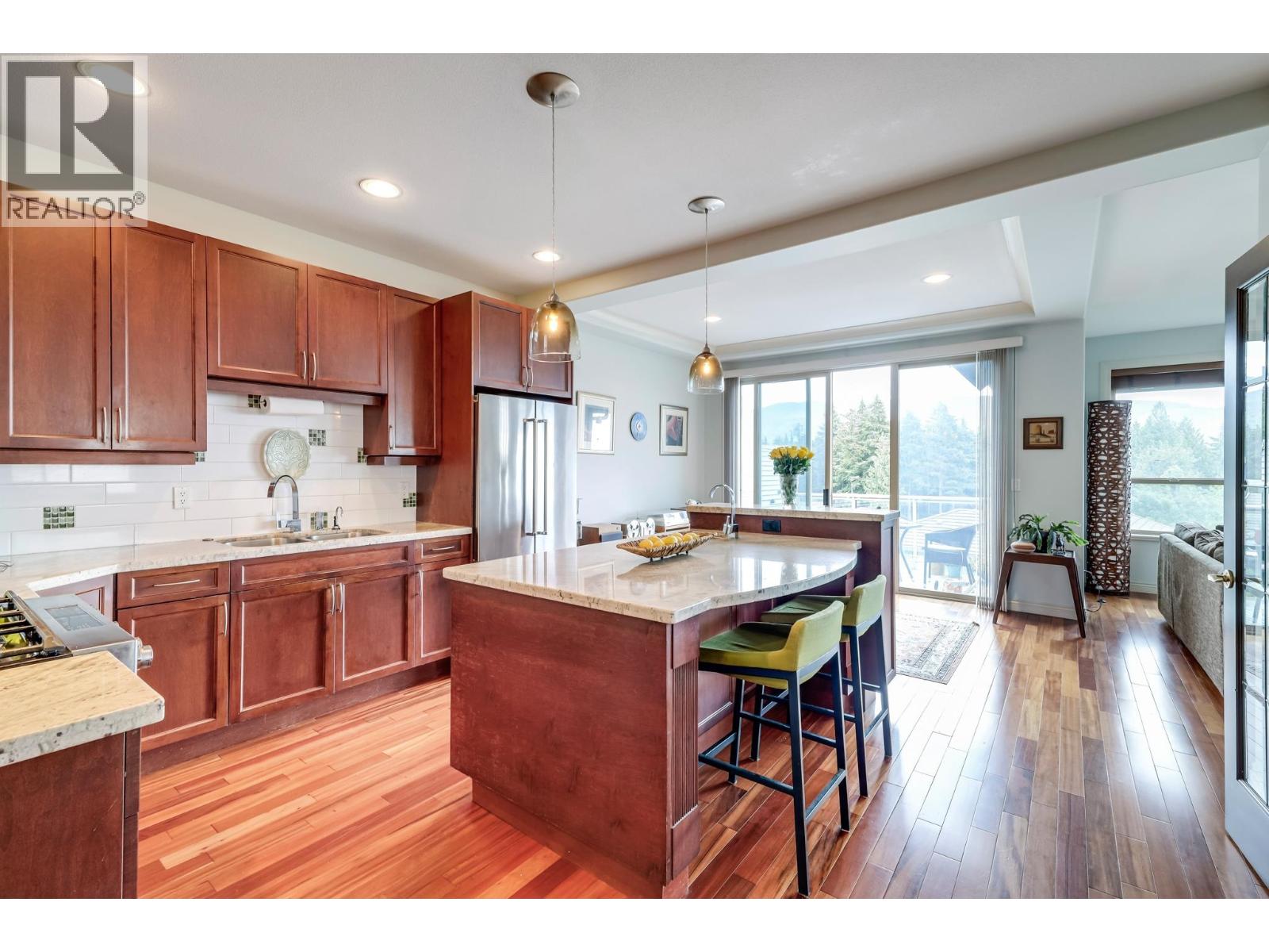 2163 PARKWAY BOULEVARD, Coquitlam