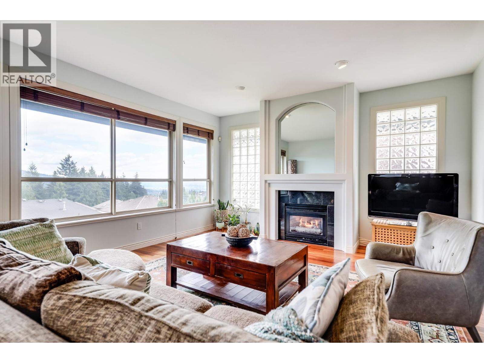 2163 PARKWAY BOULEVARD, Coquitlam