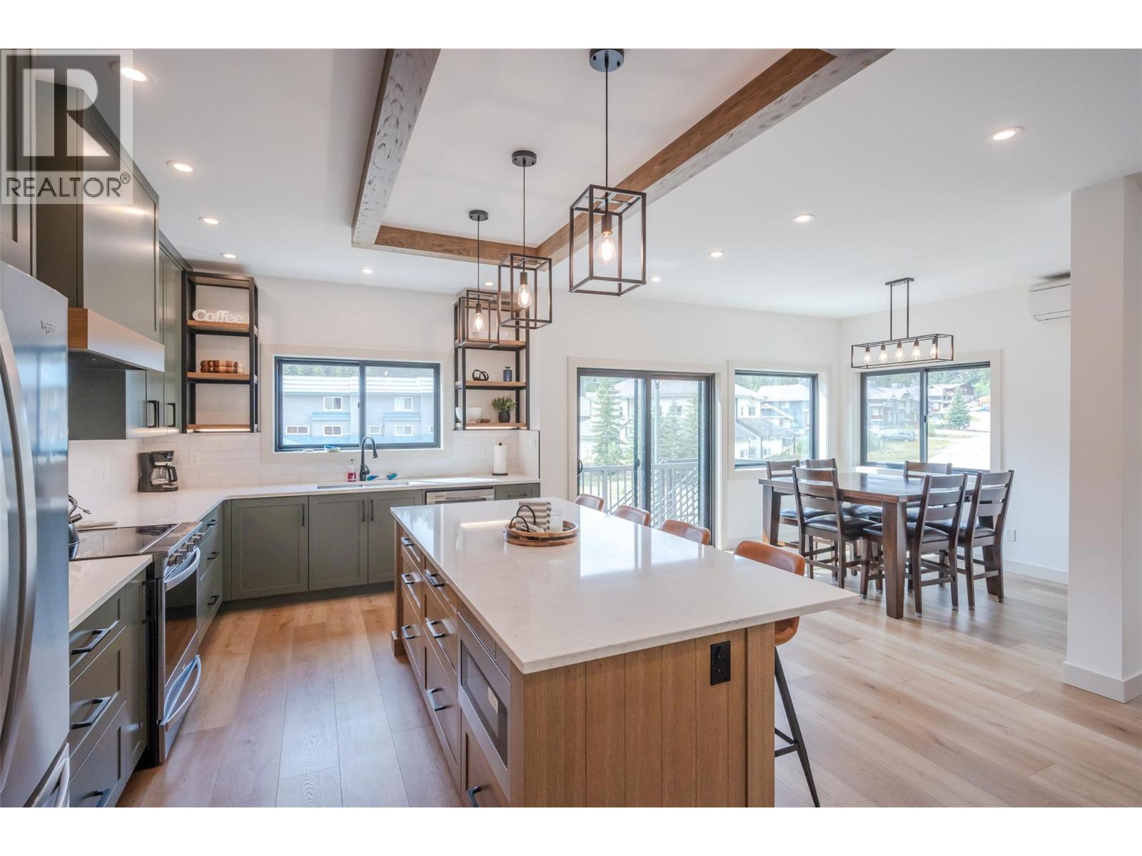 144 CLEARVIEW Crescent Unit# SL2, Penticton