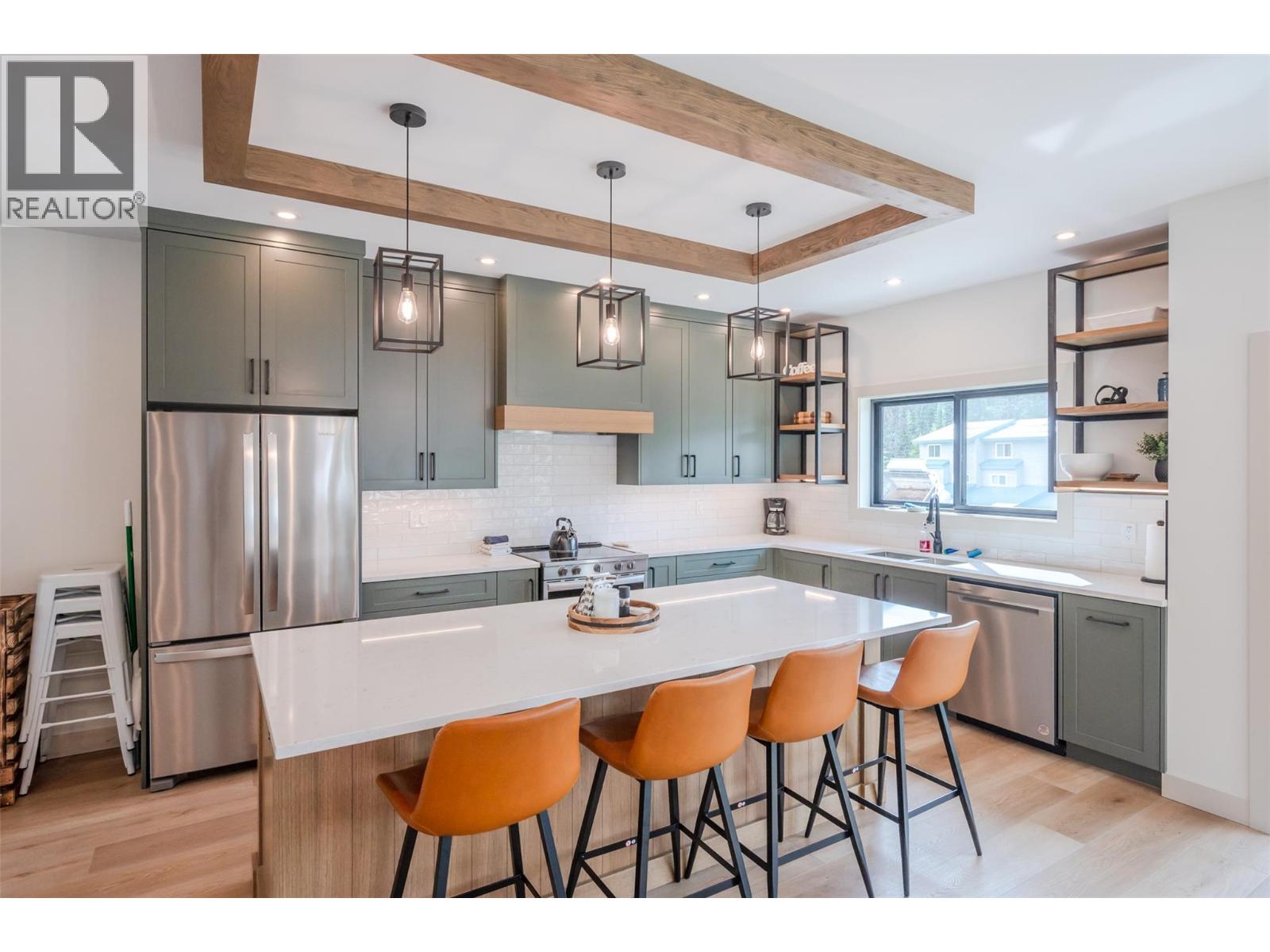 144 CLEARVIEW Crescent Unit# SL2, Penticton