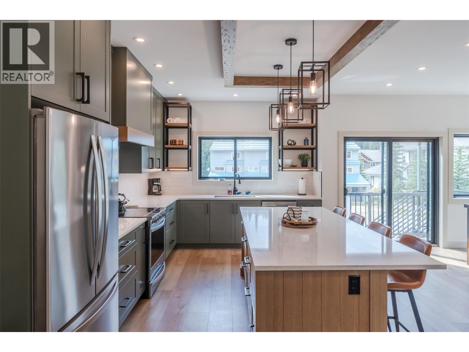144 CLEARVIEW Crescent Unit# SL2, Penticton