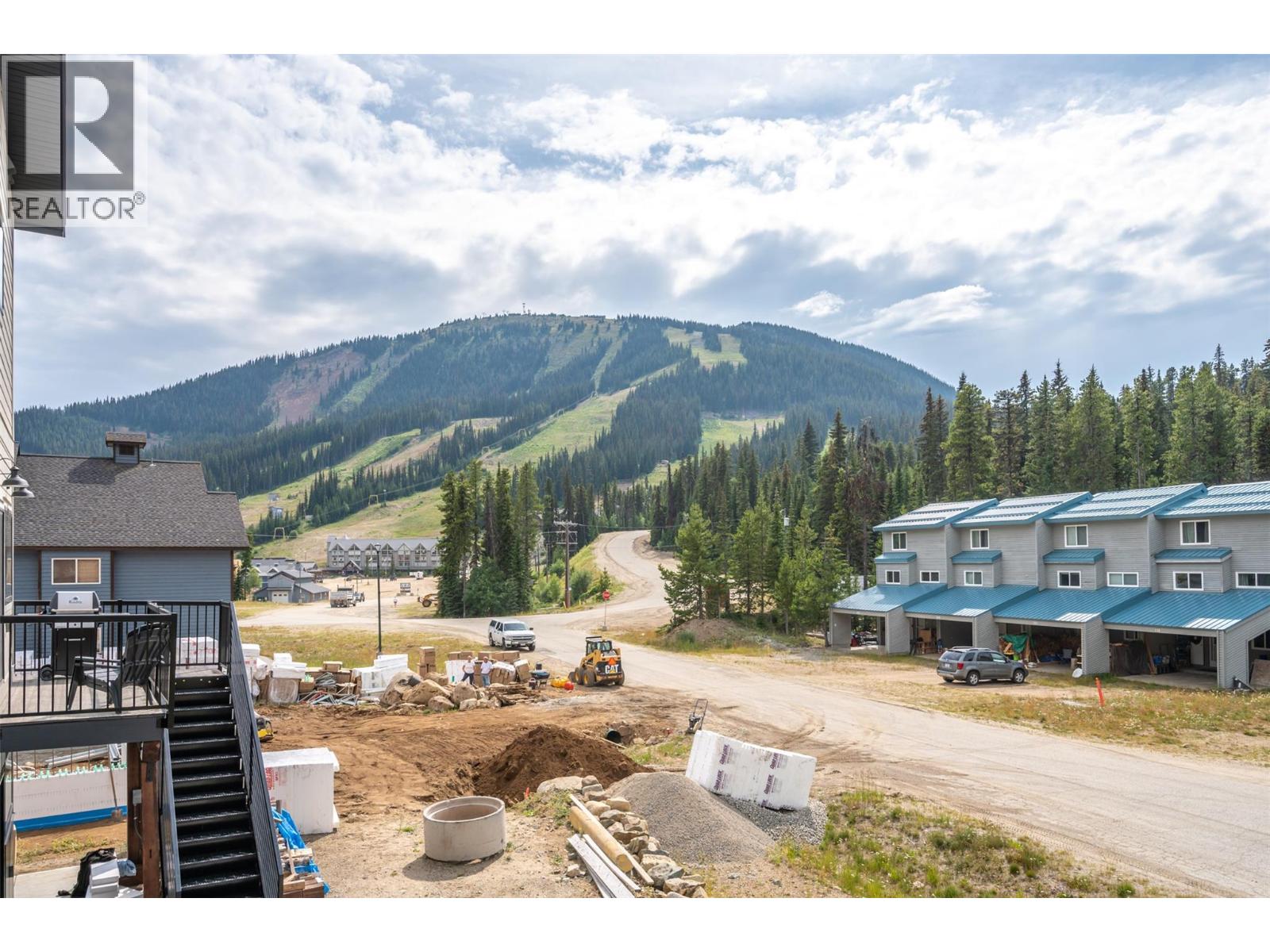 144 CLEARVIEW Crescent Unit# SL2, Penticton