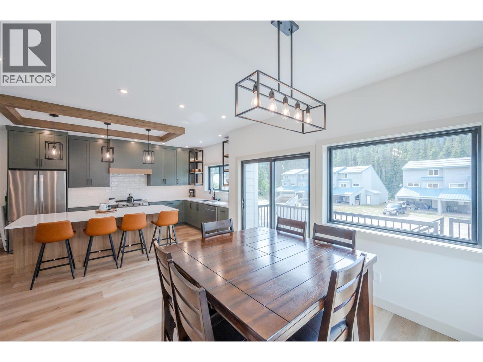 144 CLEARVIEW Crescent Unit# SL2, Penticton