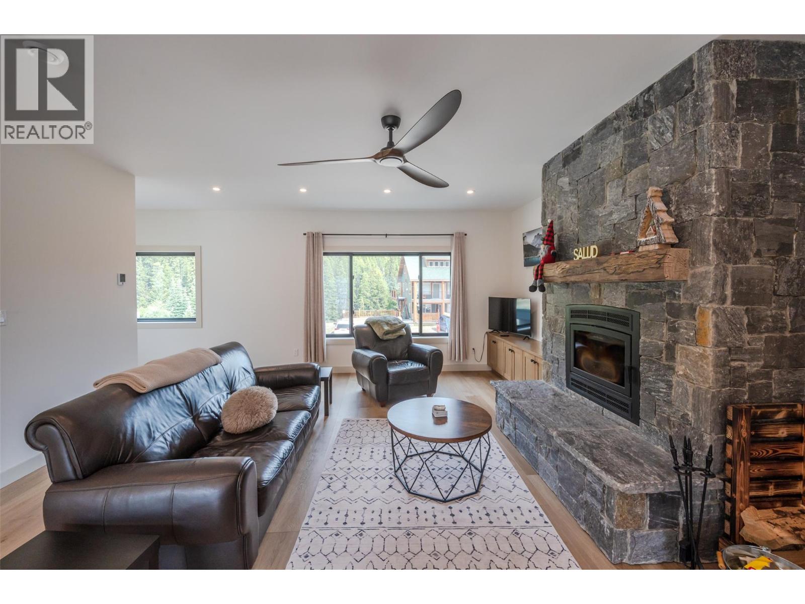 144 CLEARVIEW Crescent Unit# SL2, Penticton