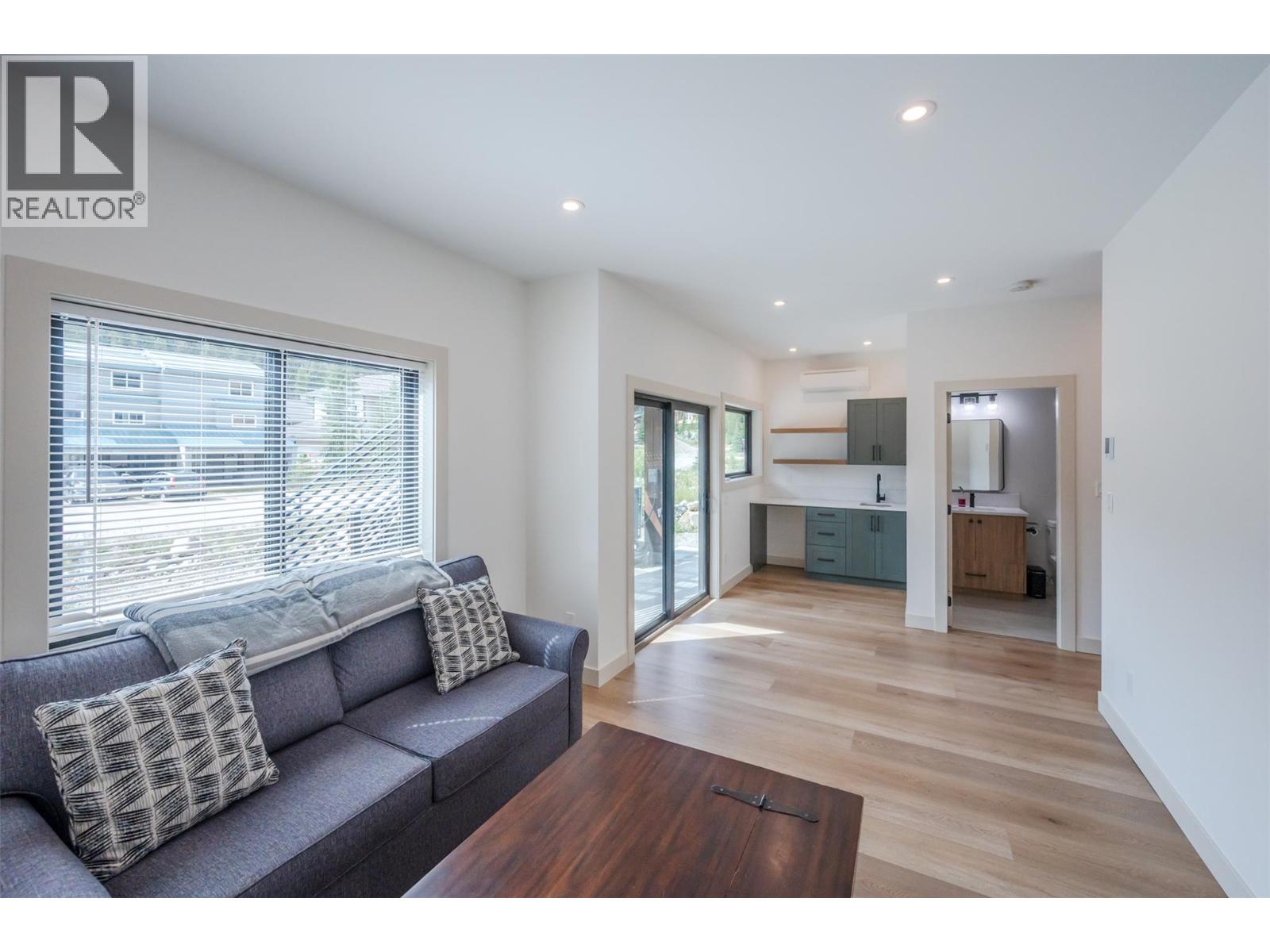 144 CLEARVIEW Crescent Unit# SL2, Penticton