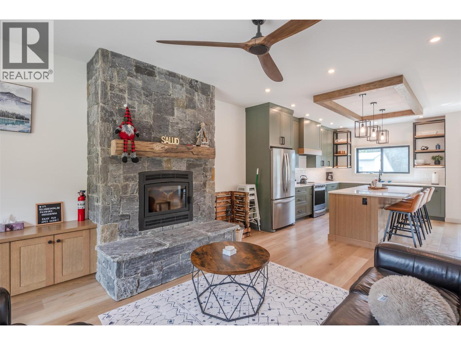 144 CLEARVIEW Crescent Unit# SL2, Penticton