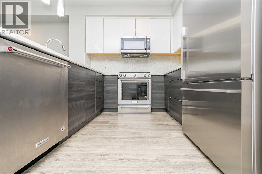 Single Family House for Sale in   Burma Star Road SW Currie Barracks Calgary 