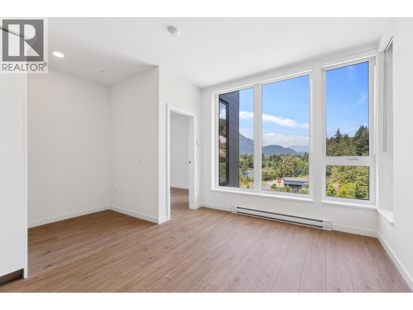 520 1506 SCOTT CRESCENT, Squamish