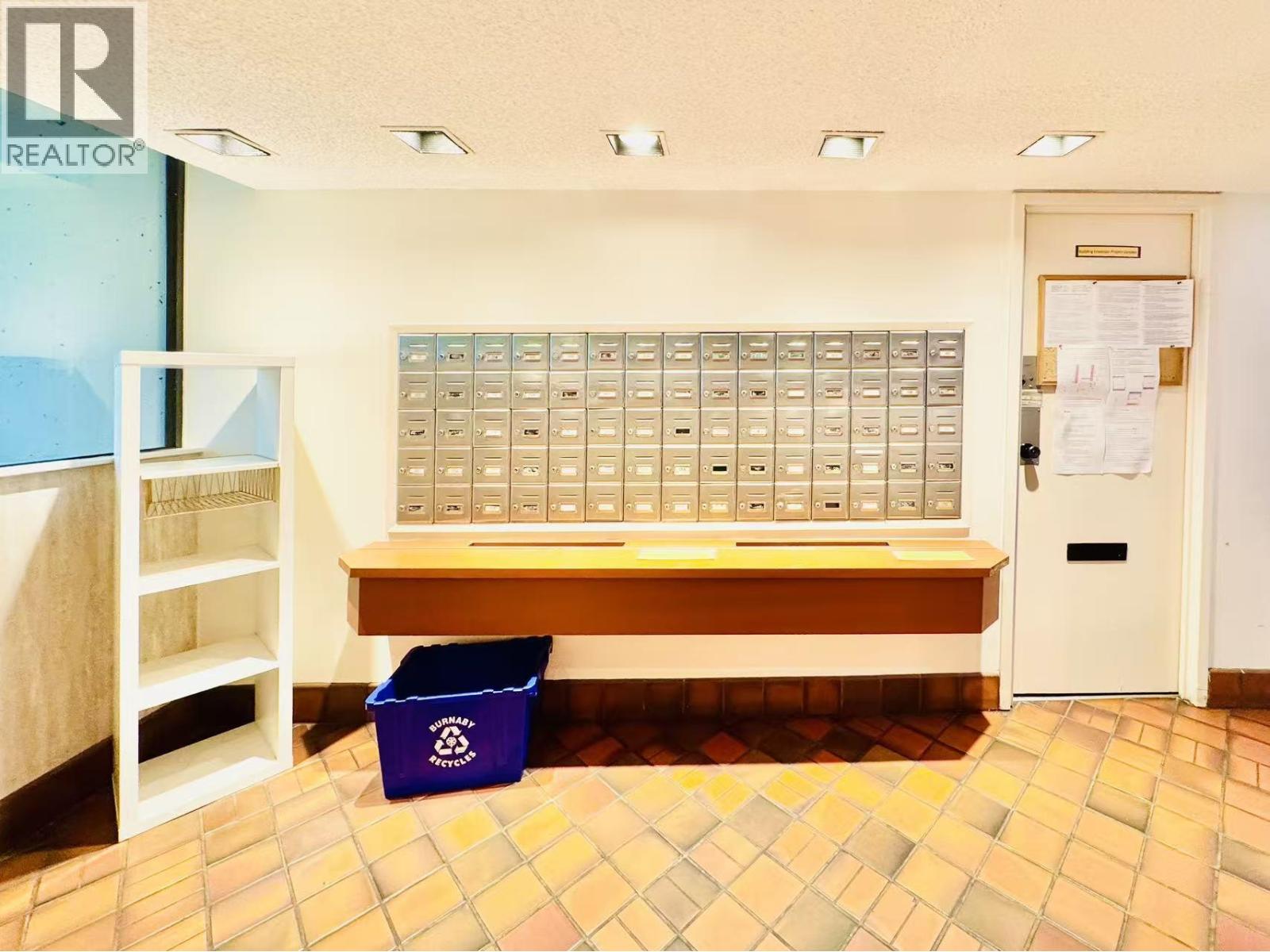 1508 4300 MAYBERRY STREET, Burnaby