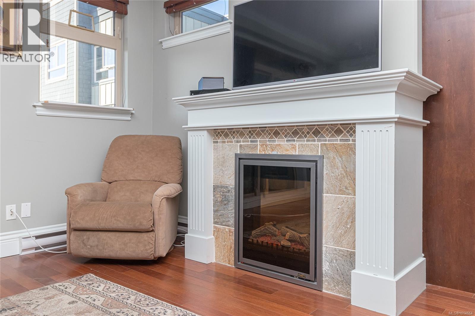 213 755 Goldstream Ave, Langford