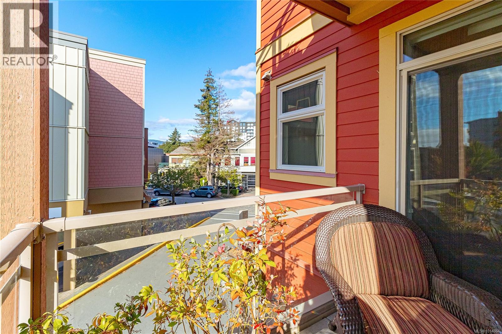 213 755 Goldstream Ave, Langford
