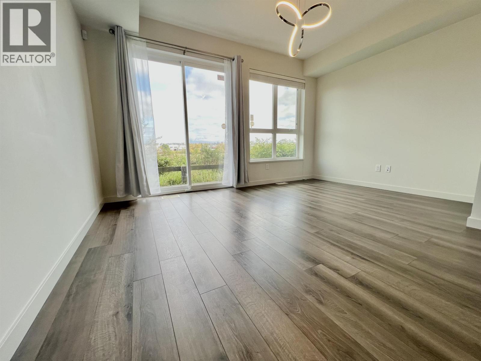 49 10311 RIVER DRIVE, Richmond