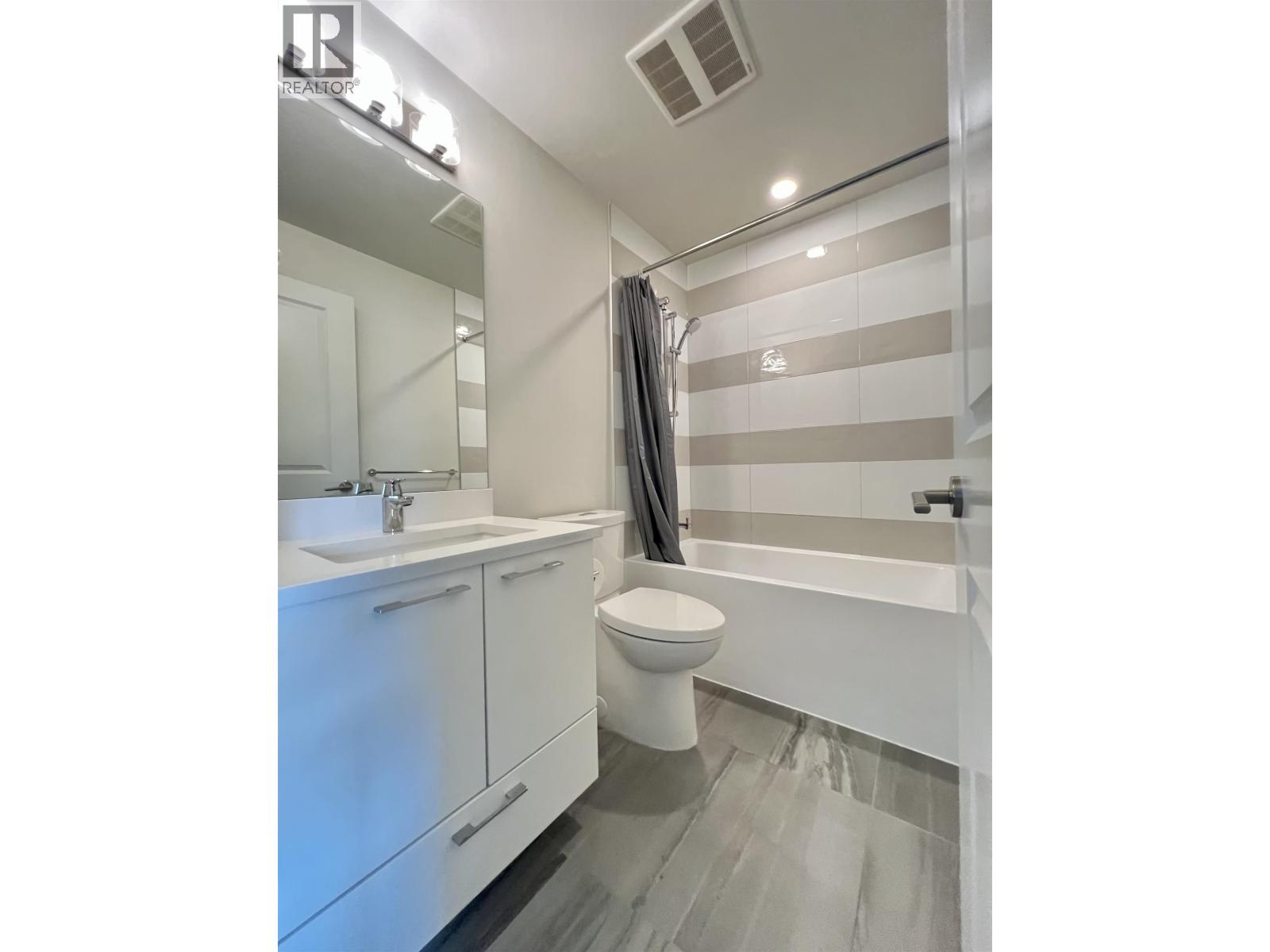 49 10311 RIVER DRIVE, Richmond