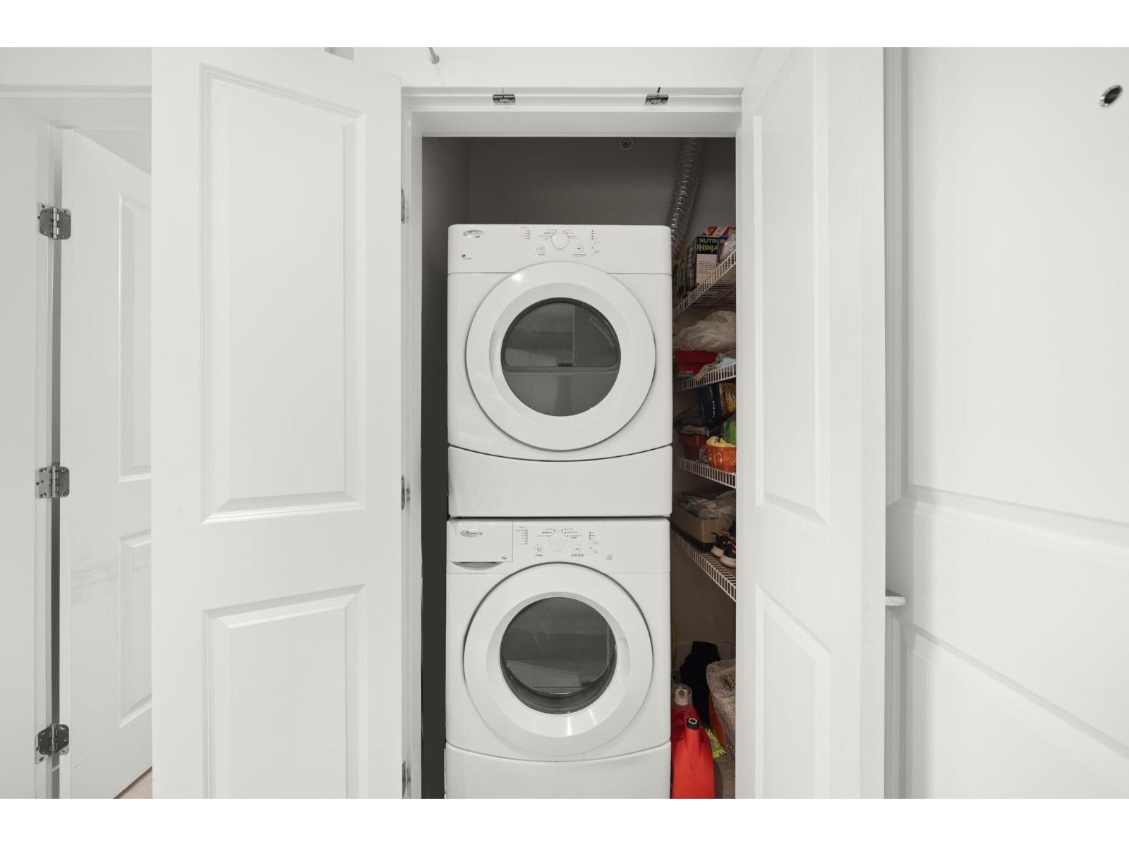 419 20728 WILLOUGHBY TOWN CENTRE DRIVE, Langley