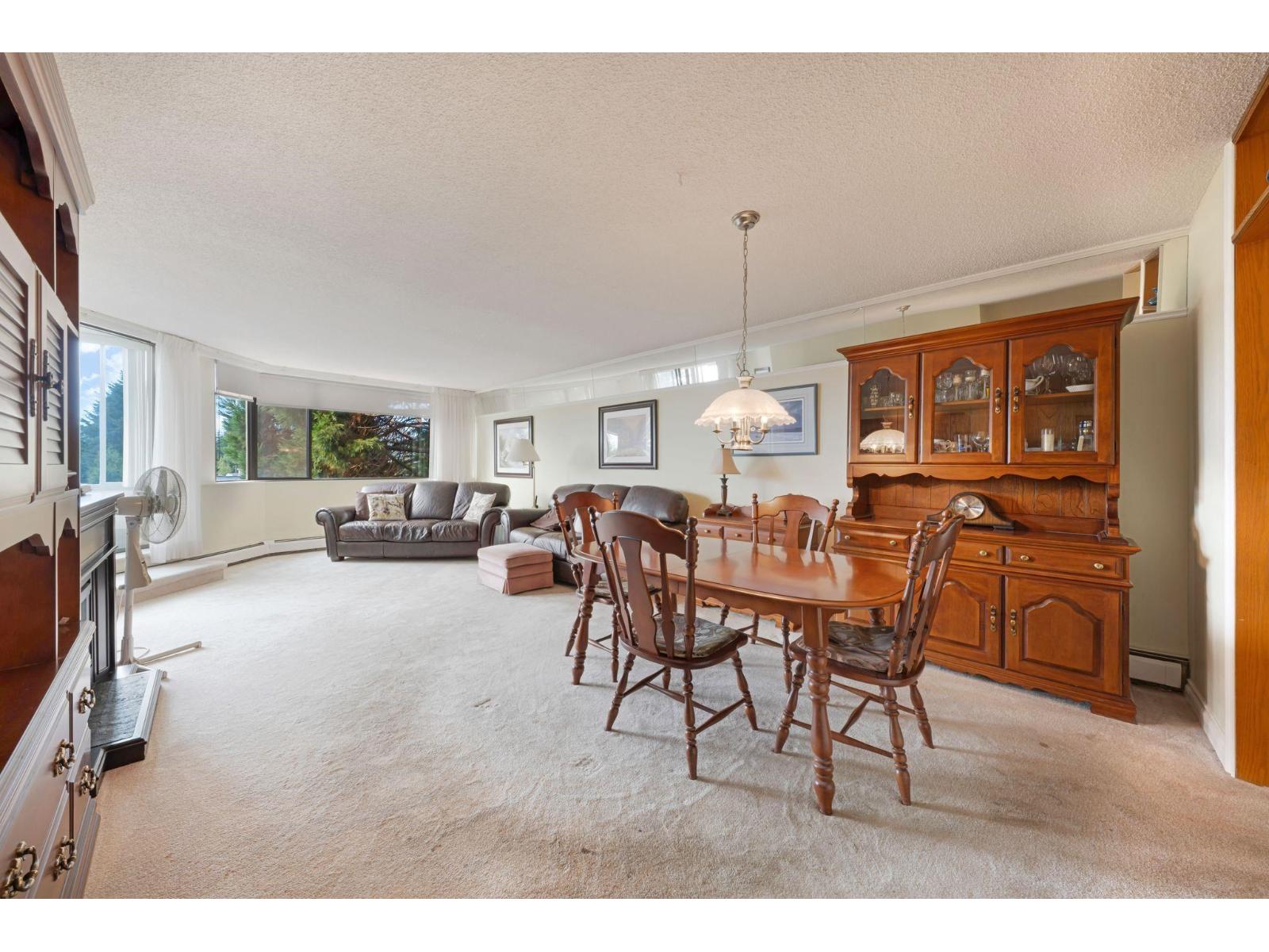 407 1442 FOSTER STREET, White Rock