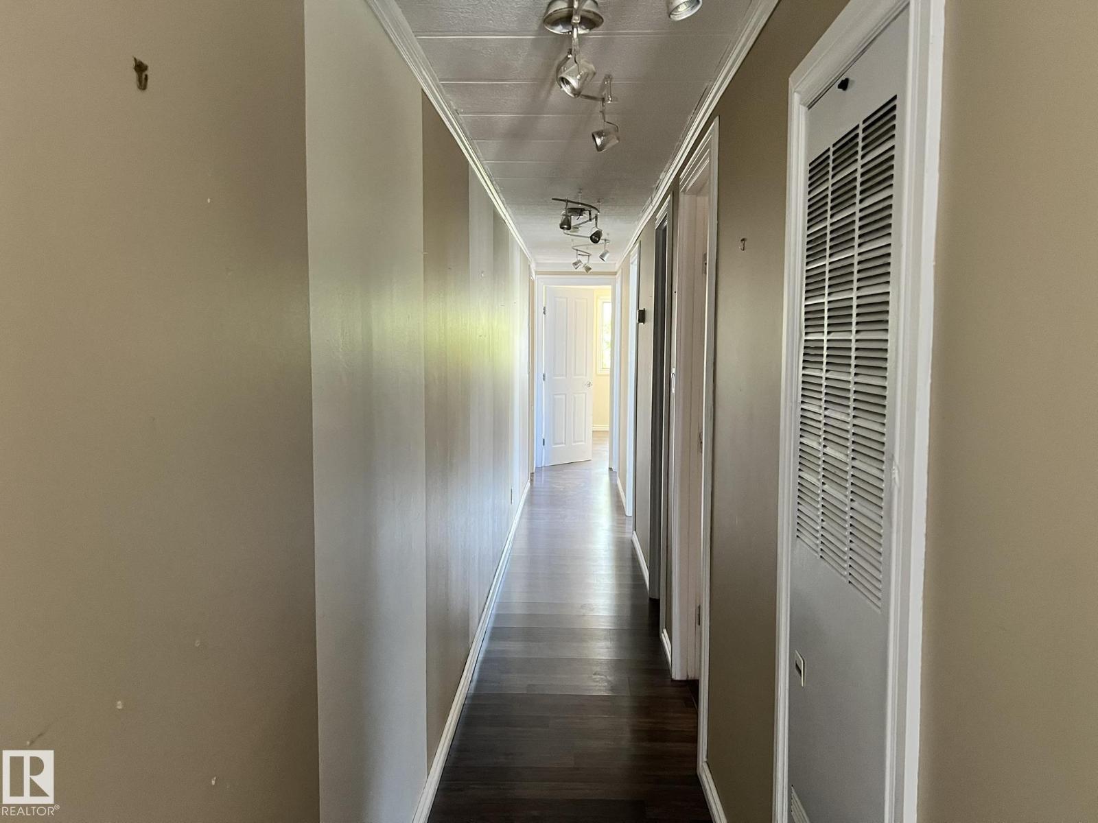 7 Hillcrest DR NW, Edmonton