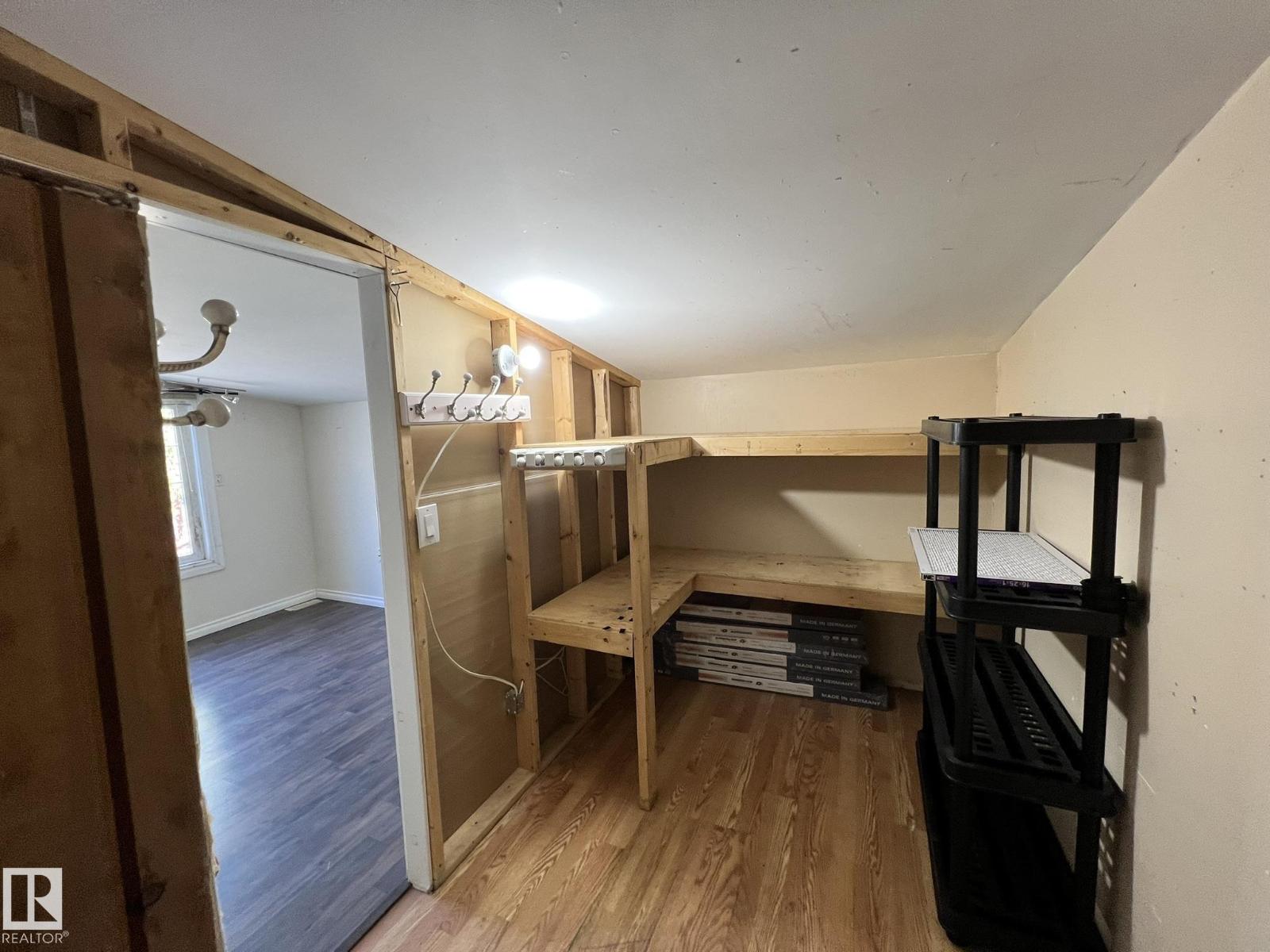 7 Hillcrest DR NW, Edmonton