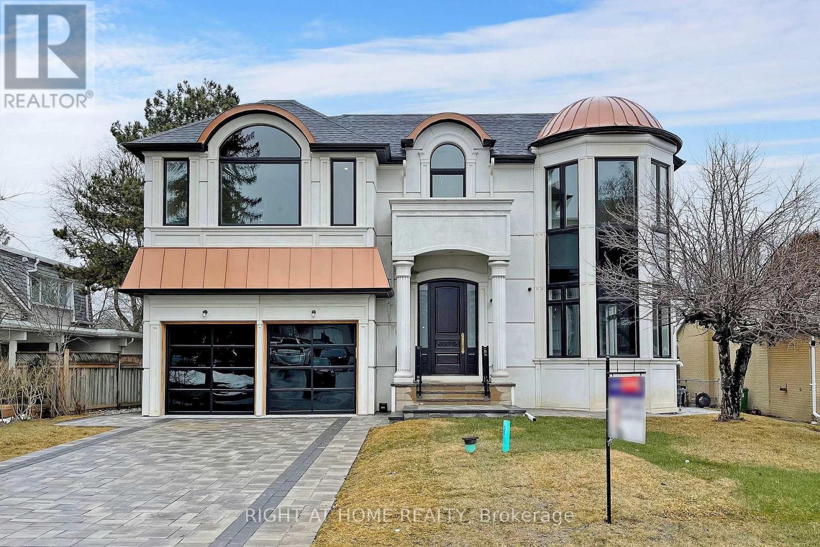 Listing photo of 10 JOCELYN CRESCENT