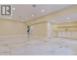10 Jocelyn Crescent, Toronto, ON M3B1A2 Photo 20