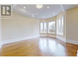 10 Jocelyn Crescent, Toronto, ON M3B1A2 Photo 30