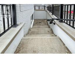 10 Jocelyn Crescent, Toronto, ON M3B1A2 Photo 50