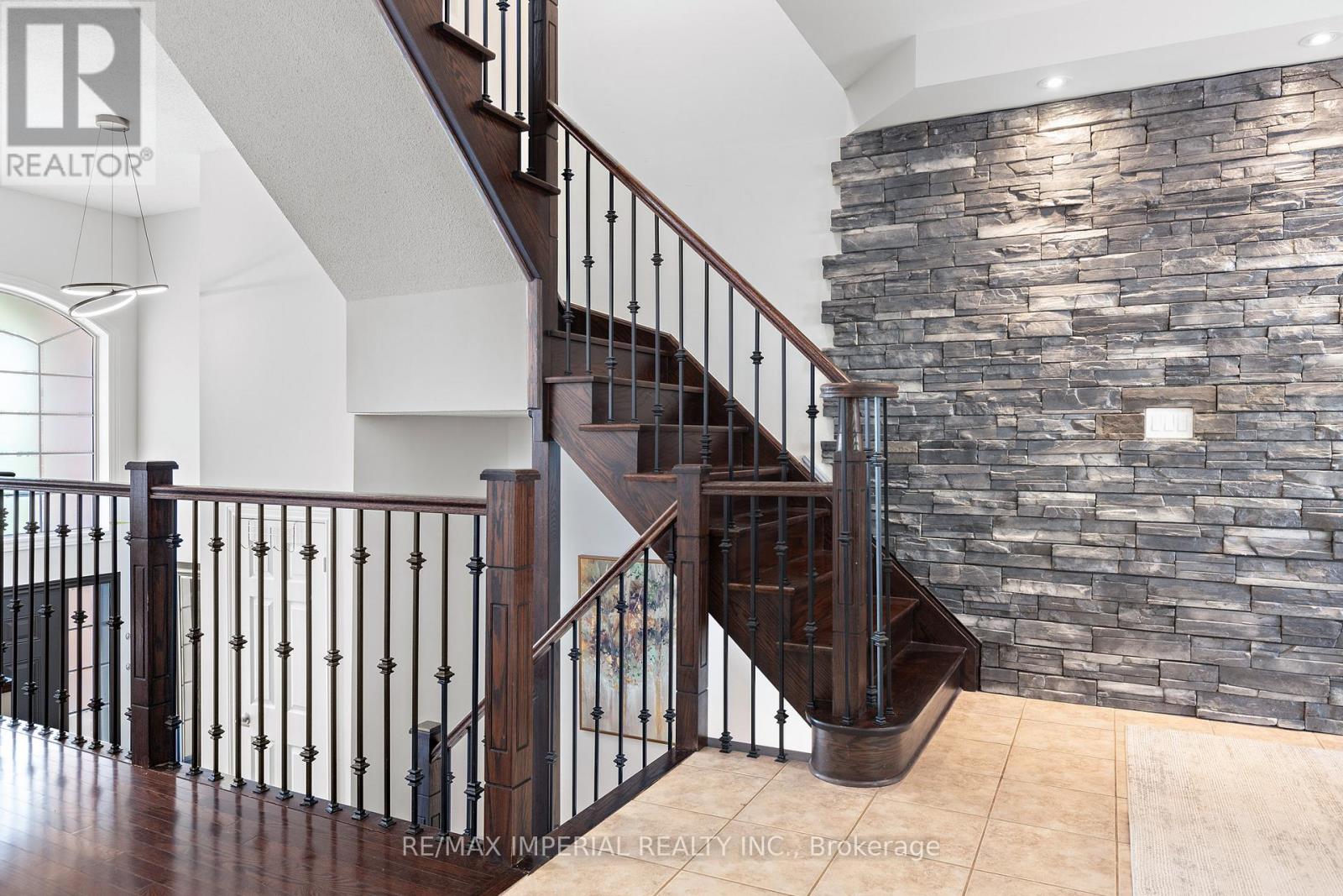 Photo 19 of 6 John Frank Road, Vaughan ON