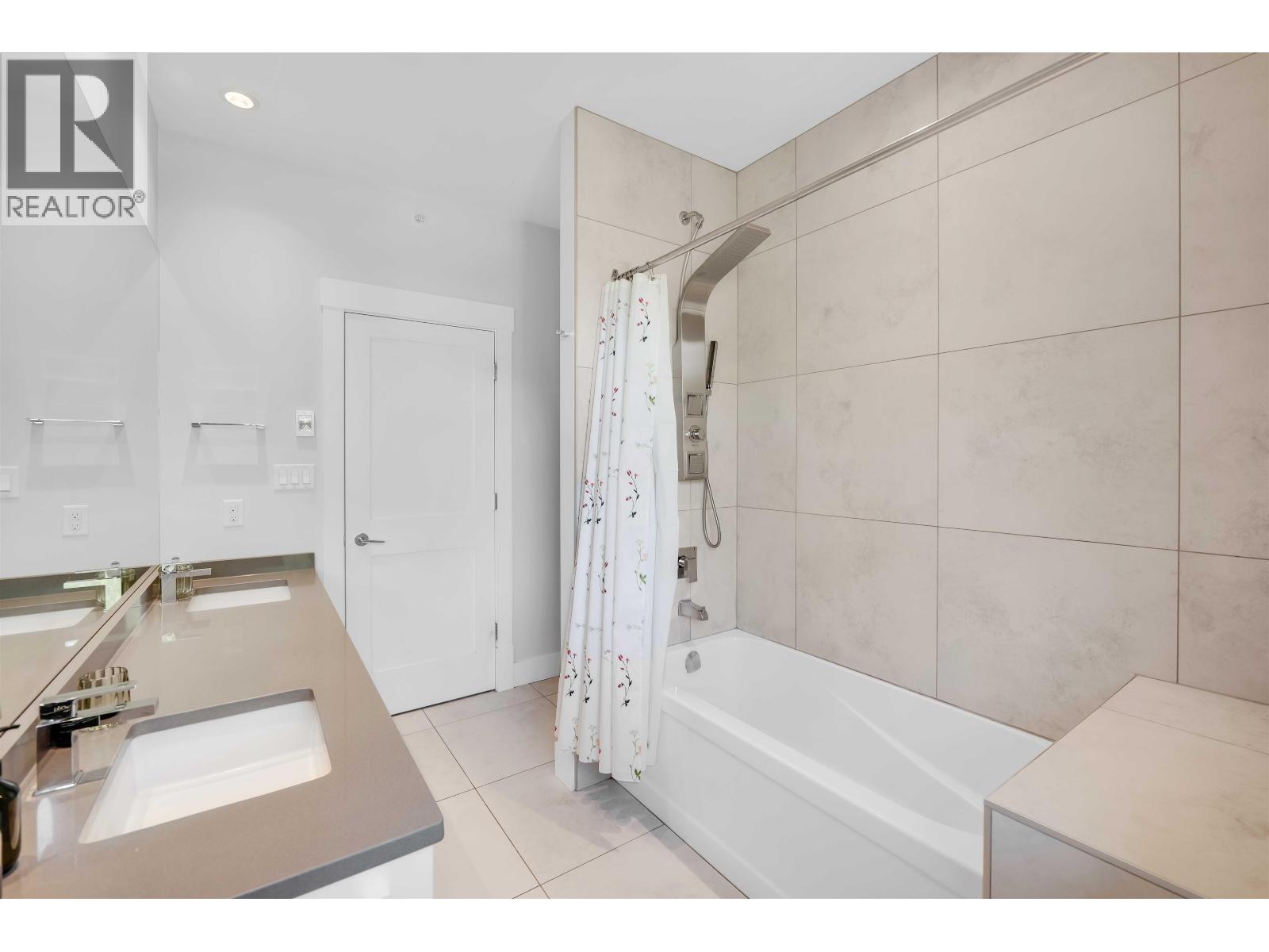 2954 STRANGWAY PLACE, Squamish