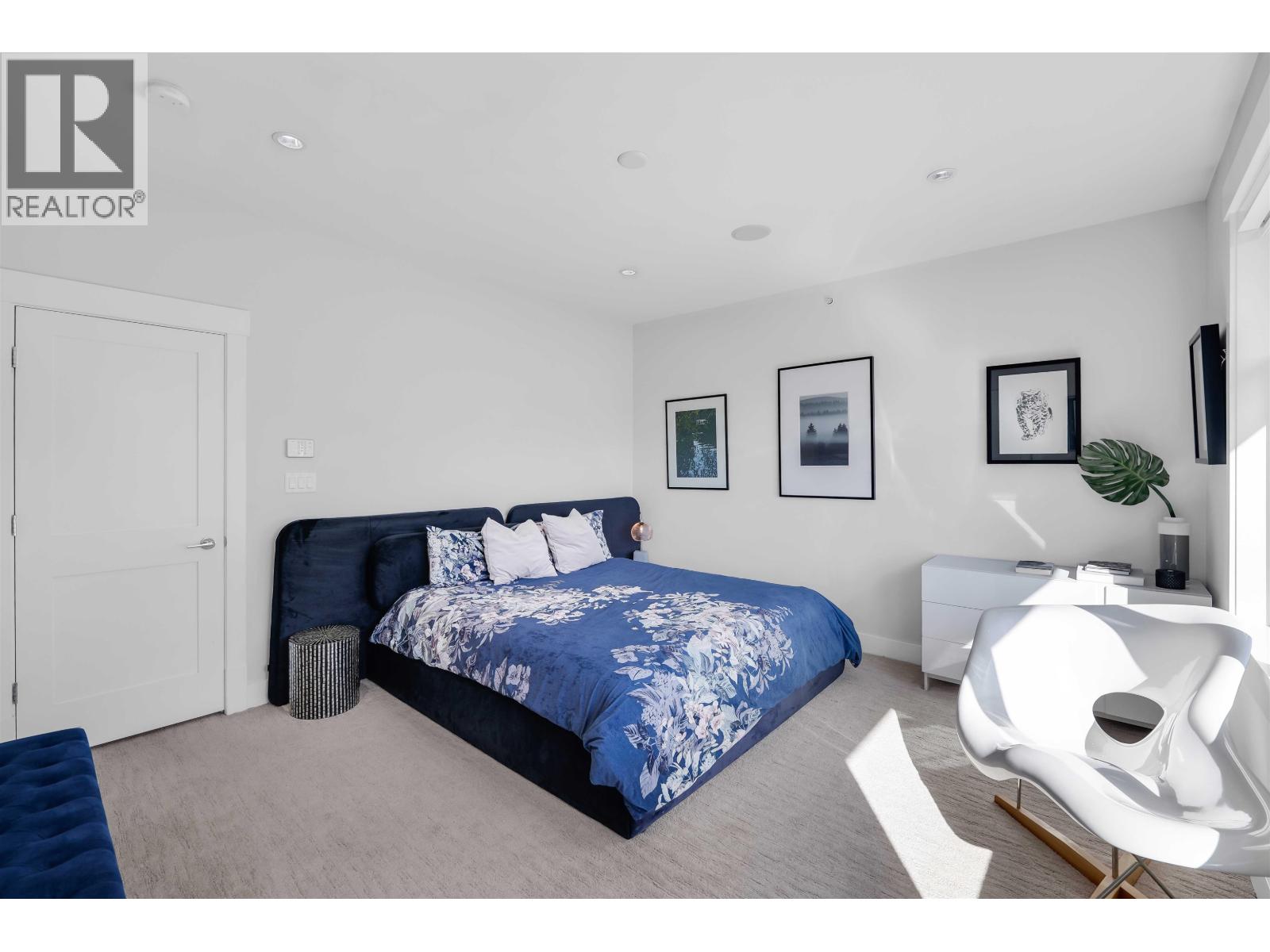2954 STRANGWAY PLACE, Squamish